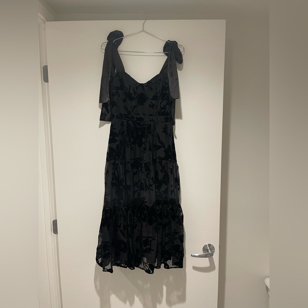 Lulu's Sweet Essence Black Floral Burnout Velvet Tie-Strap Midi Dress